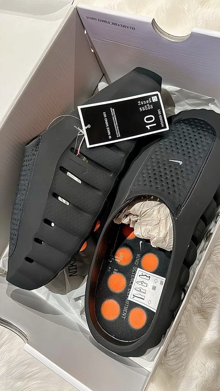 Nk sandals